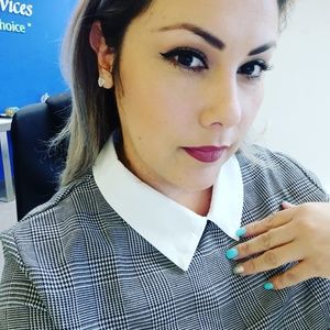 Meet your Posher, Marcela